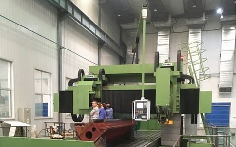 银河集团9873com股份12米大型数控动梁龙门导轨磨床顺利交付