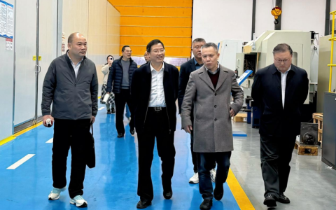 市人大常委会副主任金时刚走访银河集团9873com开展助企调研